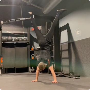 Handstand full to straddle