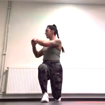 Forward Lunge With Twist