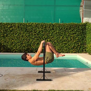 Front Lever Advanced Tuck Hold